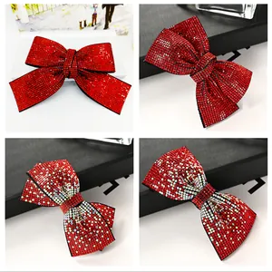 Barrette à cheveux nœud rouge avec strass brillants et motifs à pois scintillants
