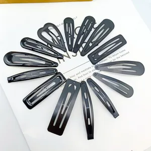 Lot de 14 barrettes à cheveux noires en métal mat et brillant de formes géométriques