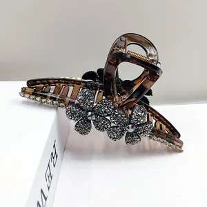 Grande Pince à Cheveux Fleurs en Strass Acrylique Écaille Pince Requin Accessoire de Coiffure à la Mode pour Femmes