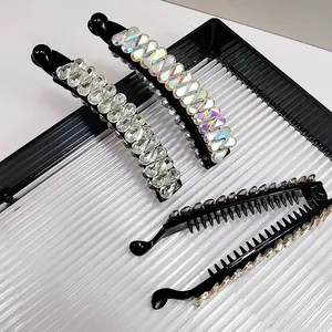 Barrettes banane en cristal étincelant en plusieurs couleurs avec design antidérapant
