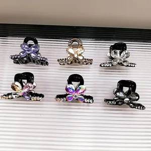 Pince Crabe Papillon en Cristal Élégante Style Coréen Mode Résine Strass Accessoires Cheveux pour Femmes Coiffure