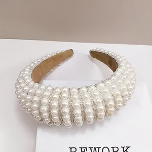 Elegant wide sponge headband with white pearls and silver chains in Baroque style