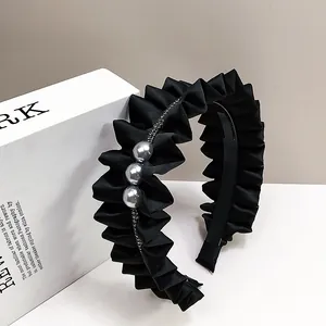 Serre-tête élégant en satin plissé noir avec perles grises et strass brillants pour femme