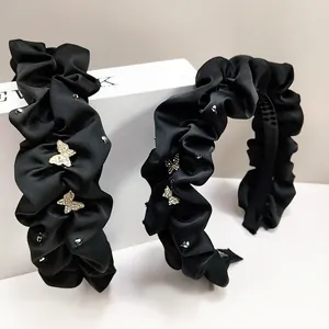 Serre-tête Élégant en Satin Plissé Noir Avec Décoration Papillon en Strass Style Rétro Audrey Accessoires Cheveux Femme