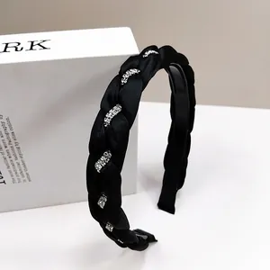 Elegante Cerchietto in Satino Intrecciato Con Strass Luccicanti per Donna Fascia per Capelli alla Moda Accessori per Capelli Neri