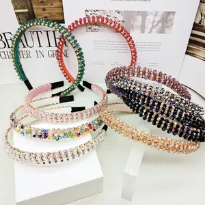 Serre-Tête Baroque Vintage en Cristal et Strass pour Femmes Serre-Tête de Luxe avec Perles Fait Main Accessoires de Cheveux Fête