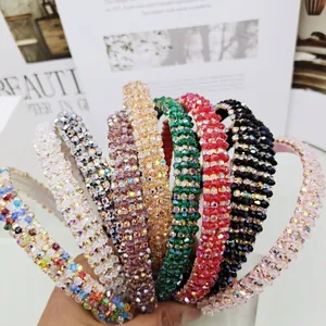 Serre-tête baroque de luxe orné de strass et perles brillantes en plusieurs couleurs