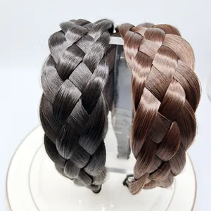 Serre-tête tressé large en noir et marron pour des coiffures volumineuses à couronne haute