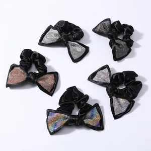 Set di 5 elastici per capelli in raso nero con fiocchi di strass brillanti multicolore