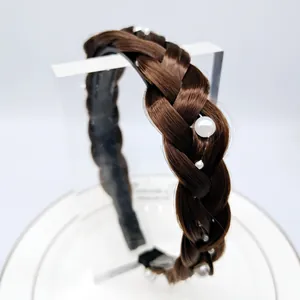 Serre-tête tressé en perruque marron foncé avec perles blanches pour volume de tête