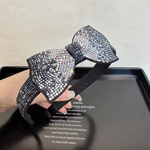 Serre-tête large élégant avec nœud en strass brillants noir et argent pour femme