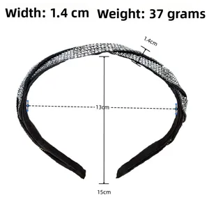 Détails du serre-tête en strass avec spécifications de 1,4 cm de large et 37g