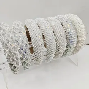 Serre-Tête Rembourré Élégant avec Künstliche Perles et Strass pour Femmes Bandeau Large en Éponge Haut de Tête Accessoires de Cheveux Mariage Fête