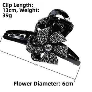 Détails de la pince à cheveux de 13cm avec fleur en cristal de 6cm et mesures