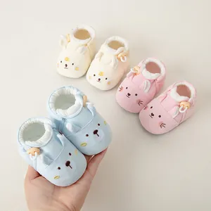 Weiche Baby-Lauflernschuhe aus Baumwolle mit Cartoon-Stickerei und Anti-Rutsch-Sohle
