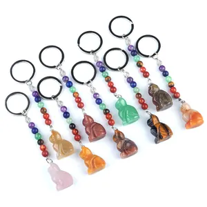 Kleurrijke chakra edelsteen kat sleutelhangers met natuurlijke kristal en chakra kralen