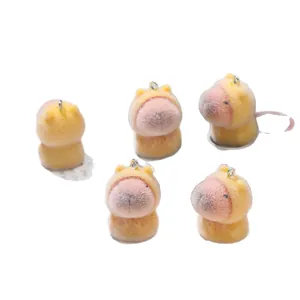 Cinq pendentifs Capybara floqués jaunes avec anneaux métalliques pour porte-clés DIY