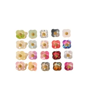 Set of 20 transparent glass flower pendants in various colors with golden stamen