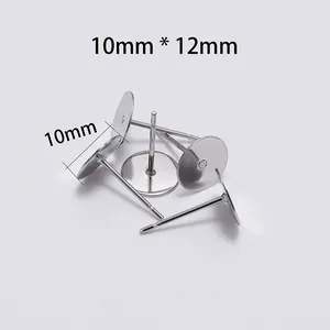Dettaglio dei perni per orecchini in acciaio inossidabile da 10mm per gioielli fai da te