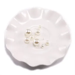 Verschillende maten witte ronde ABS-imitatieparels met voorgeboorde gaten voor DIY-sieraden