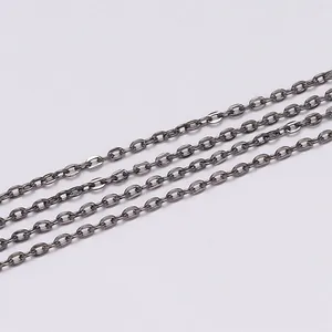 Detail of 2x3mm gunmetal interlocking cross chains for DIY jewelry making and pendants
