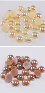 Vue détaillée de demi-perles en résine irisée AB à dos plat pour décoration d'ongles