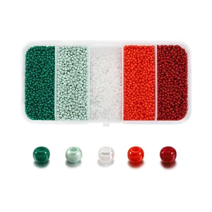 Kit di perline di vetro in 5 colori in scatola trasparente per gioielli fai-da-te