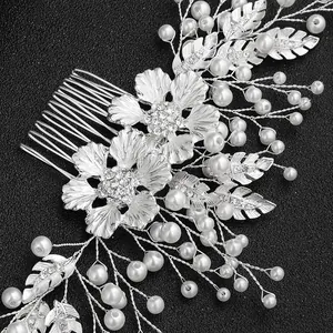 Peigne à cheveux de mariée avec fleurs en alliage argenté, strass et perles blanches