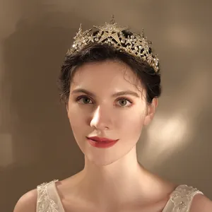 Couronne de mariée élégante en or ornée d'étoiles scintillantes en strass pour fêtes