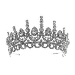 Elegant silver bridal crown with sparkling rhinestones and baroque style for weddings