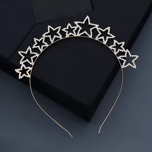 Diadema de estrellas con diamantes de imitación y base de metal dorado para el cabello
