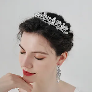 Vintage Silver Alloy Rhinestone Artificial Pearl Bridal Crown Tiara For Wedding Birthday Party Pageant Women Hair Jewelry Accessory