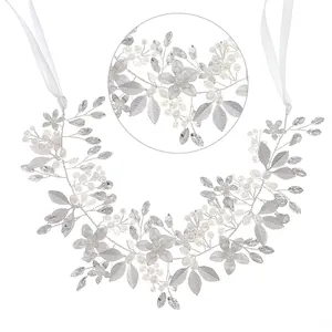 Vigne de cheveux de mariée faite main avec perles blanches et feuilles argentées de mariage