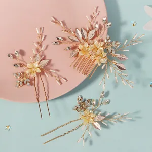 Set Accessori Capelli Sposa Floreali Fatti A Mano Lega Oro Fiore Resina Strass Pettine Per Capelli E Forcine Per Matrimonio Donna