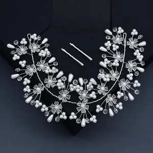 Vigne de Cheveux Mariée Florale Argentée Élégante Bandeau Mariage Tissé à la Main avec Künstliche Perles d'Imitation et Cristaux