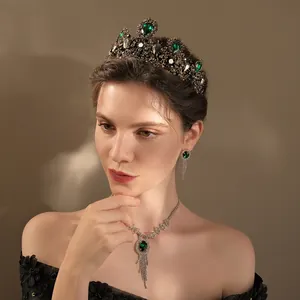 Couronne Baroque Vintage Pierres Vertes Diadème en Alliage d'Or Antique et Strass pour Halloween Mariage Fête Femme Bijoux