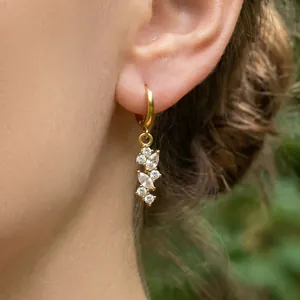 Orecchini a Cerchio Minimalisti in Acciaio Inossidabile per Donna Placcati Oro Argento Pendente con Nappa di Zircone Gioielli Ipoallergenici