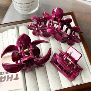 Set di 3 mollette per capelli bordeaux effetto marmo con eleganti molle dorate