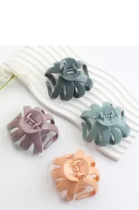 Detailed view of matte PC octopus claw hair clips in multiple Morandi colors and cross-teeth design