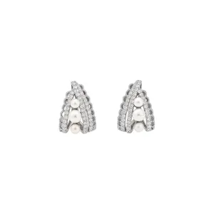 Elegant French vintage clip-on earrings with graduated pearls and paved micro-zirconia.