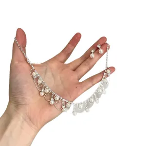 Vintage Schmuckset mit Strass und Perlen, Halskette und Ohrringe für Galakleider