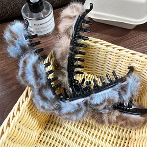 Pinces à cheveux banane en peluche marron et motif tigre pour femmes en hiver