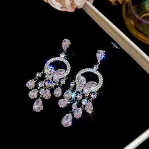 Pendientes brillantes de circonita con diseño de borla de corazón y gota para mujer