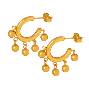 Boucles d'oreilles créoles dorées en forme de C avec cinq pendentifs boules pour femmes