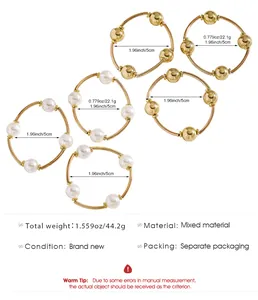 Detailansicht des 5-teiligen minimalistischen Perlenarmband-Sets mit Größenangaben.