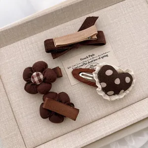 Lot de 3 pinces à cheveux marron avec nœuds, fleurs et dentelle pour filles