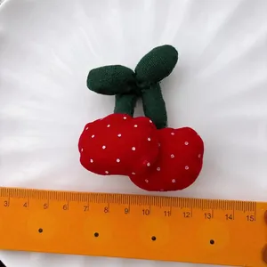 Fermaglio per capelli a ciliegia rossa a pois per bambini con foglie verdi, misura 6,5 cm