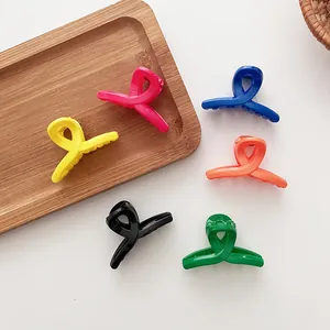 Douce Pince à Cheveux Mini Couleur Bonbon Pour Femmes Filles Petites Épingles en Plastique Mode Mat Ruban Torsadé Accessoires