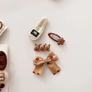 4er-Set koreanische Haarklammern aus Stoff in Braun und Beige mit niedlichen Bärenmotiven