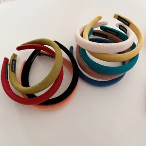 Damen Koreanischer Stil Einfarbiger Gepolsterter Haarreif Gerippter Strickstoff Schwamm Haarband Süß Vintage Handgefertigtes Accessoire